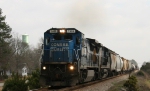 CSX 7489 leads train Q471 westbound